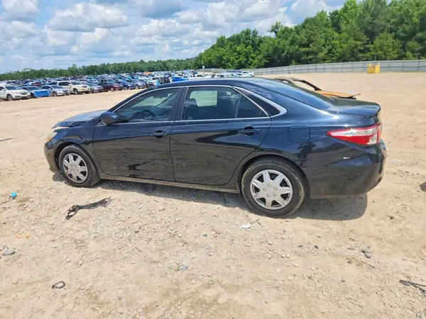 4T1BF1FKXHU324644 2017 TOYOTA CAMRY - Image 2