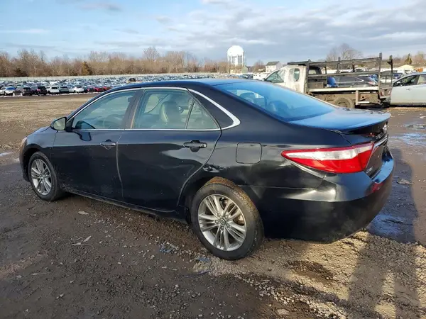 4T1BF1FKXHU328824 2017 TOYOTA CAMRY - Image 2
