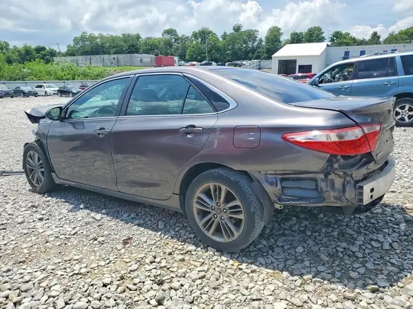 4T1BF1FKXHU334557 2017 TOYOTA CAMRY - Image 2