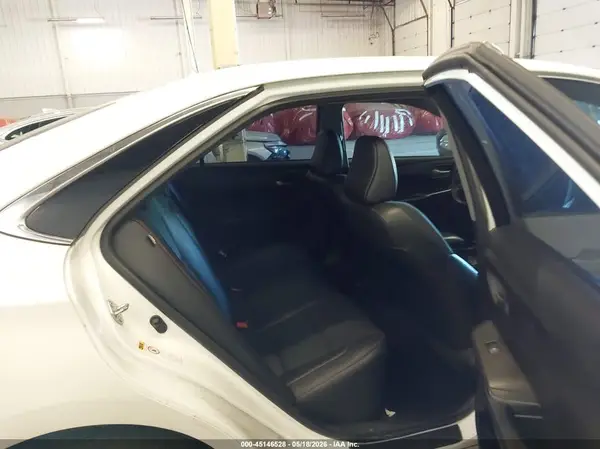 4T1BF1FKXHU335157 2017 TOYOTA CAMRY - Image 8