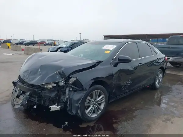 4T1BF1FKXHU336017 2017 TOYOTA CAMRY - Image 2