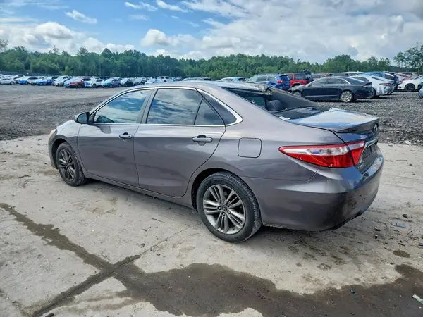 4T1BF1FKXHU336325 2017 TOYOTA CAMRY - Image 2