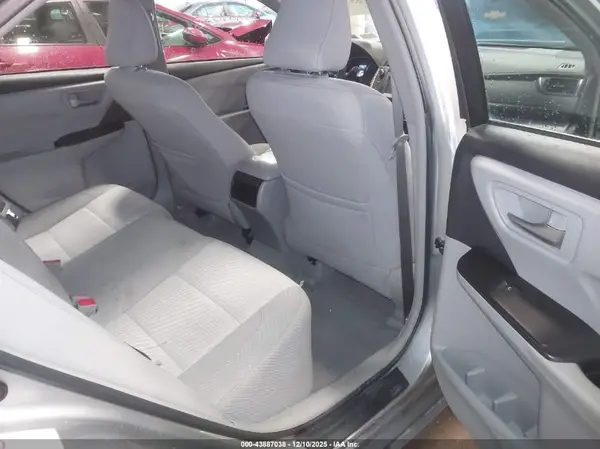 4T1BF1FKXHU336342 2017 TOYOTA CAMRY - Image 8