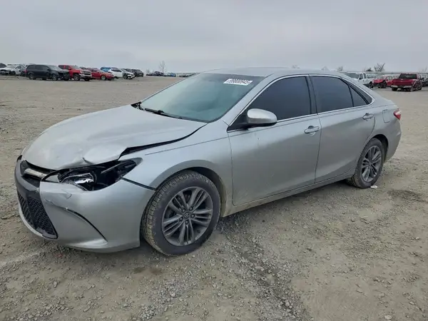 4T1BF1FKXHU336955 2017 TOYOTA CAMRY - Image 1