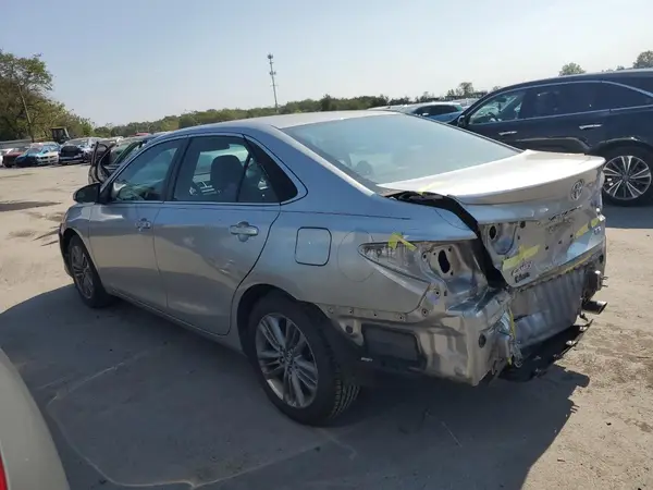 4T1BF1FKXHU338155 2017 TOYOTA CAMRY - Image 2