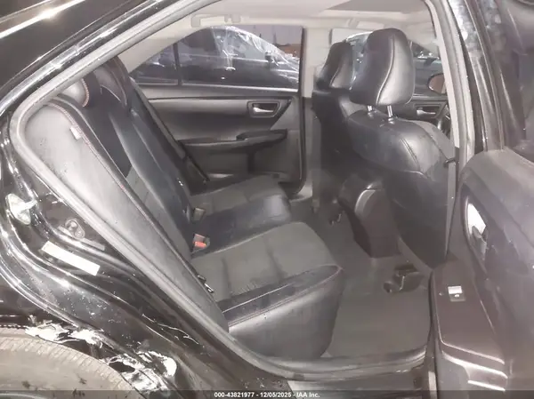 4T1BF1FKXHU340231 2017 TOYOTA CAMRY - Image 8