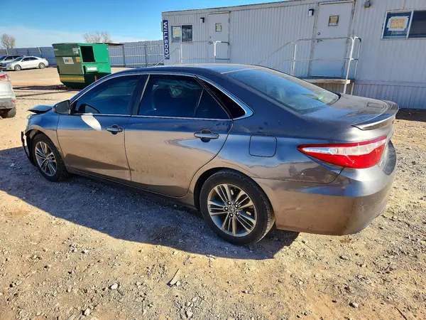 4T1BF1FKXHU340441 2017 TOYOTA CAMRY - Image 2