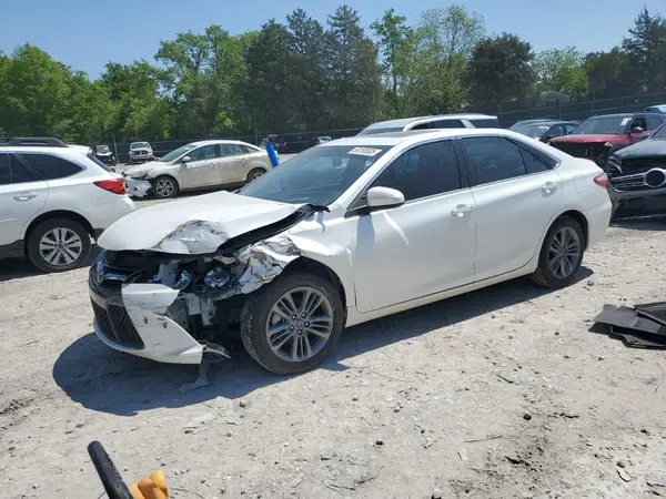 4T1BF1FKXHU342299 2017 TOYOTA CAMRY - Image 1