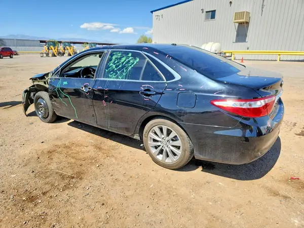 4T1BF1FKXHU342920 2017 TOYOTA CAMRY - Image 2