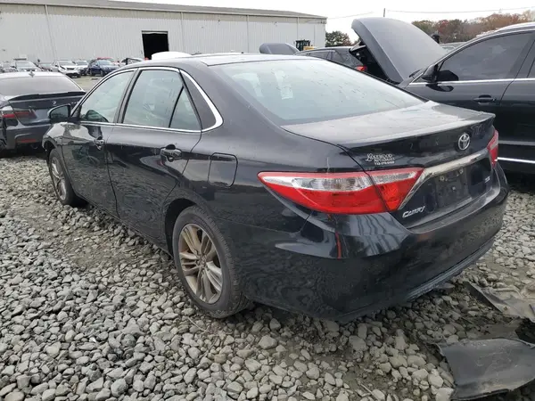 4T1BF1FKXHU346143 2017 TOYOTA CAMRY - Image 2