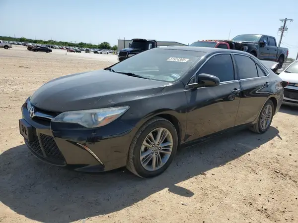 4T1BF1FKXHU347440 2017 TOYOTA CAMRY - Image 1