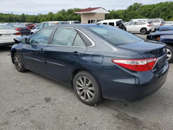 4T1BF1FKXHU349933 2017 TOYOTA CAMRY - Image 2
