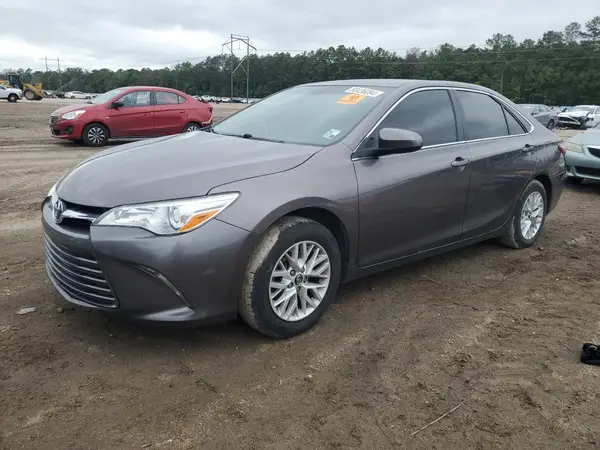 4T1BF1FKXHU350080 2017 TOYOTA CAMRY - Image 1