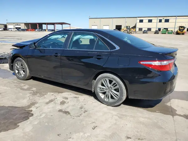 4T1BF1FKXHU350645 2017 TOYOTA CAMRY - Image 2