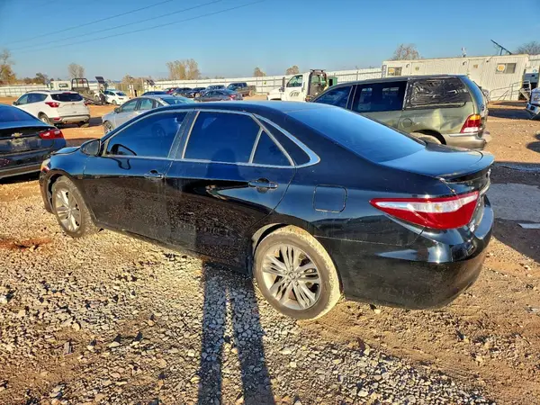 4T1BF1FKXHU353075 2017 TOYOTA CAMRY - Image 2