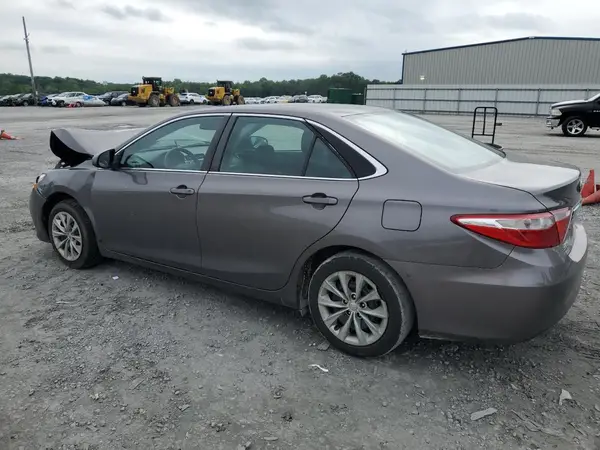 4T1BF1FKXHU357627 2017 TOYOTA CAMRY - Image 2