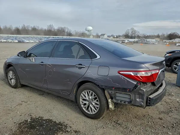 4T1BF1FKXHU364741 2017 TOYOTA CAMRY - Image 2
