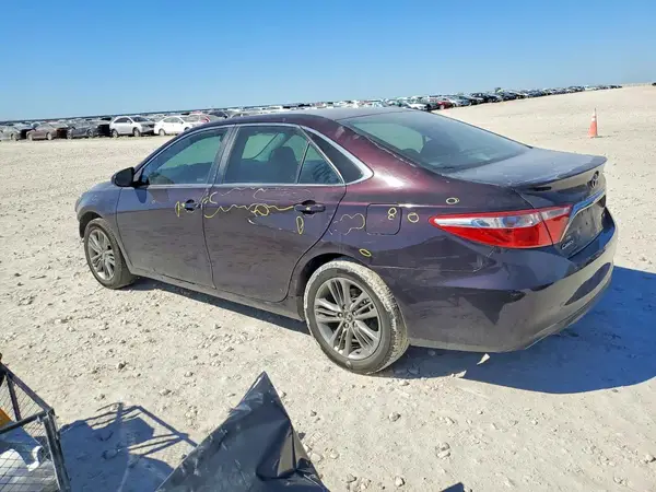 4T1BF1FKXHU366134 2017 TOYOTA CAMRY - Image 2