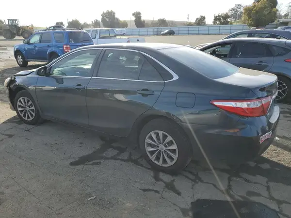 4T1BF1FKXHU371544 2017 TOYOTA CAMRY - Image 2