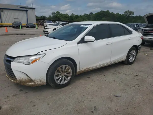 4T1BF1FKXHU371883 2017 TOYOTA CAMRY - Image 1