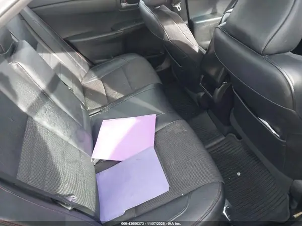 4T1BF1FKXHU373259 2017 TOYOTA CAMRY - Image 8