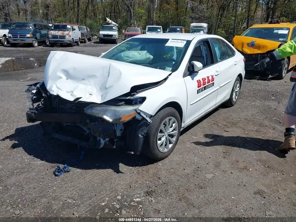 4T1BF1FKXHU373942 2017 TOYOTA CAMRY - Image 2