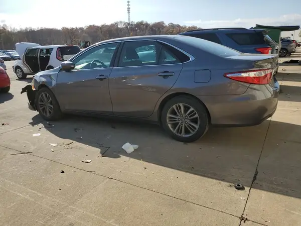 4T1BF1FKXHU373990 2017 TOYOTA CAMRY - Image 2