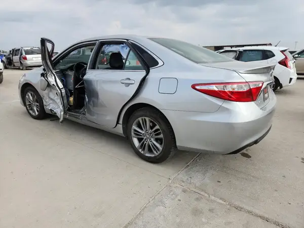 4T1BF1FKXHU374251 2017 TOYOTA CAMRY - Image 2