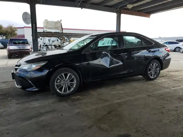 4T1BF1FKXHU378039 2017 TOYOTA CAMRY - Image 1