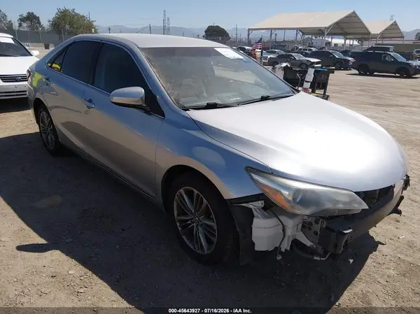 4T1BF1FKXHU378851 2017 TOYOTA CAMRY - Image 1