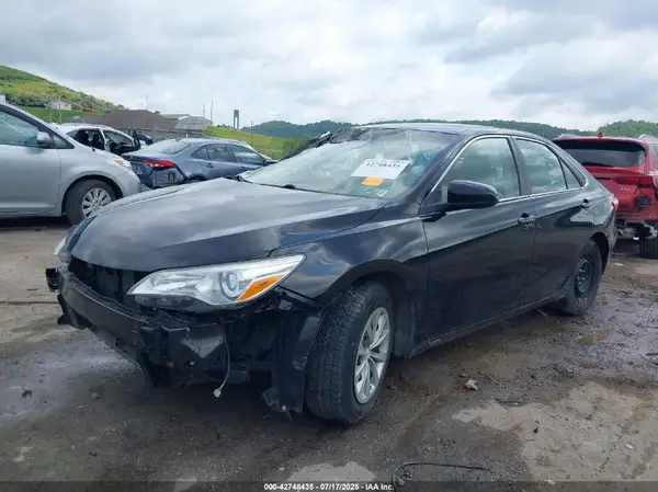4T1BF1FKXHU383001 2017 TOYOTA CAMRY - Image 2