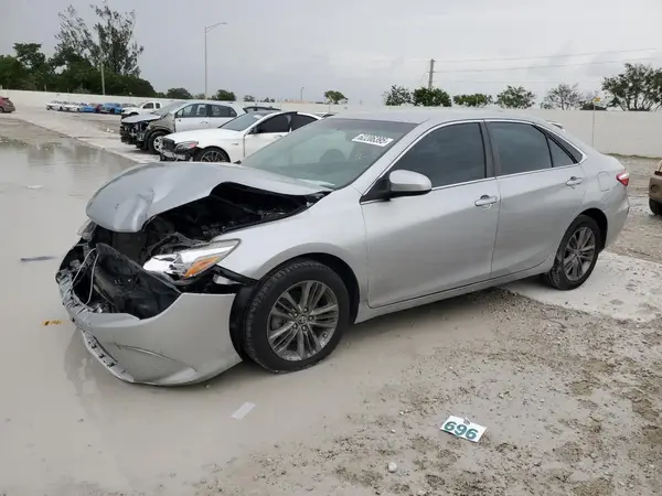 4T1BF1FKXHU383872 2017 TOYOTA CAMRY - Image 1