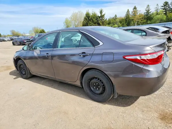 4T1BF1FKXHU384679 2017 TOYOTA CAMRY - Image 2