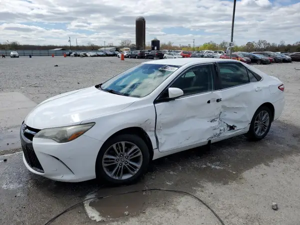 4T1BF1FKXHU390725 2017 TOYOTA CAMRY - Image 1