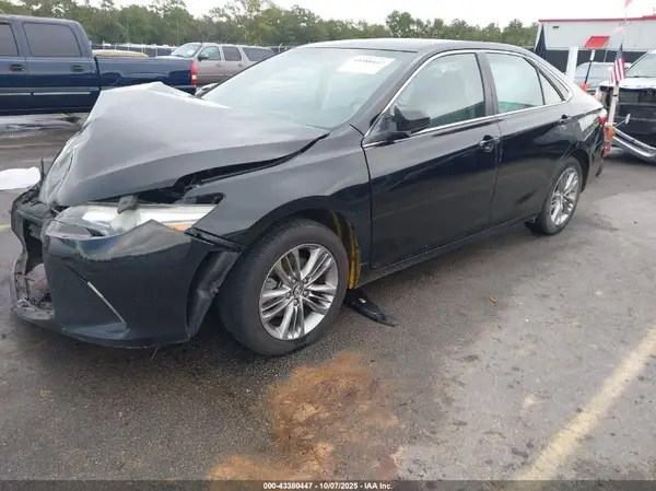 4T1BF1FKXHU390904 2017 TOYOTA CAMRY - Image 2