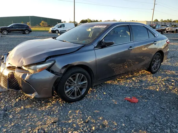 4T1BF1FKXHU391597 2017 TOYOTA CAMRY - Image 1