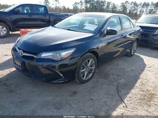 4T1BF1FKXHU392667 2017 TOYOTA CAMRY - Image 2