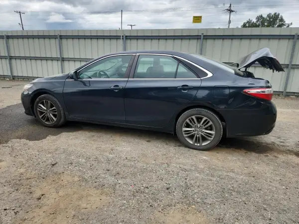 4T1BF1FKXHU392829 2017 TOYOTA CAMRY - Image 2