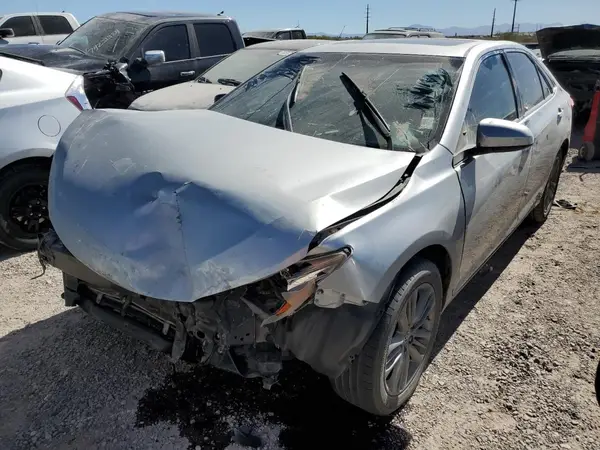4T1BF1FKXHU392880 2017 TOYOTA CAMRY - Image 1