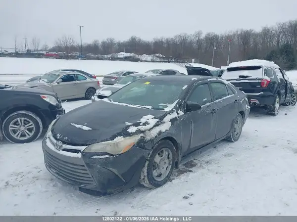 4T1BF1FKXHU396024 2017 TOYOTA CAMRY - Image 2