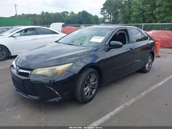 4T1BF1FKXHU396282 2017 TOYOTA CAMRY - Image 2