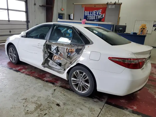 4T1BF1FKXHU398291 2017 TOYOTA CAMRY - Image 2