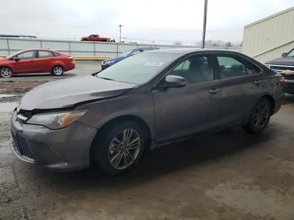 4T1BF1FKXHU403599 2017 TOYOTA CAMRY - Image 1