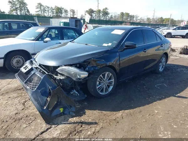 4T1BF1FKXHU410374 2017 TOYOTA CAMRY - Image 2