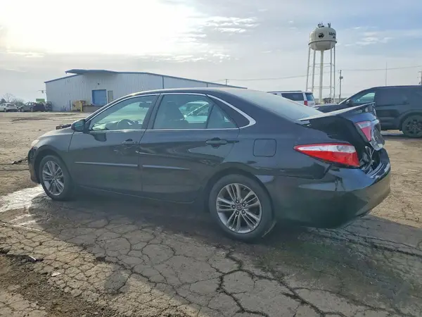 4T1BF1FKXHU411346 2017 TOYOTA CAMRY - Image 2