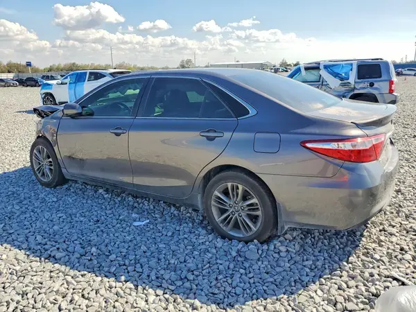 4T1BF1FKXHU411850 2017 TOYOTA CAMRY - Image 2