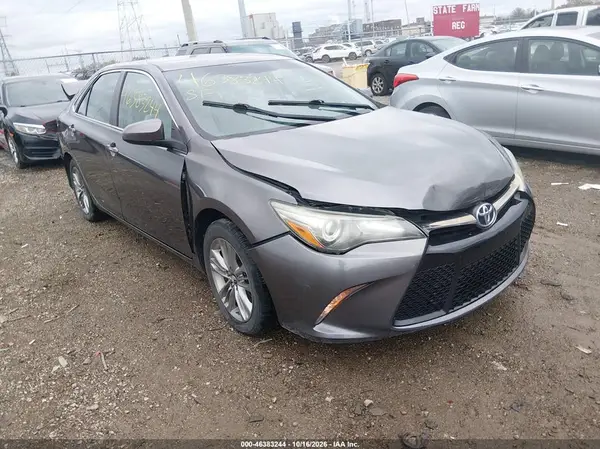 4T1BF1FKXHU414568 2017 TOYOTA CAMRY - Image 1