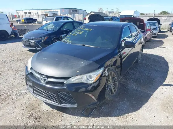4T1BF1FKXHU417518 2017 TOYOTA CAMRY - Image 2