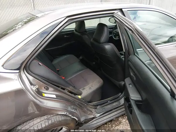4T1BF1FKXHU422251 2017 TOYOTA CAMRY - Image 8