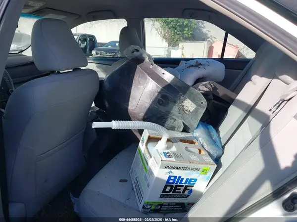 4T1BF1FKXHU422895 2017 TOYOTA CAMRY - Image 8